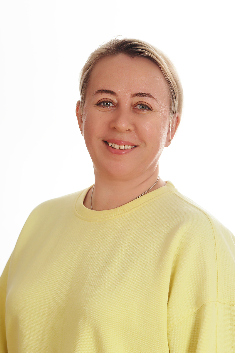 Инструктор по физической культуре Смолина Екатерина Николаевна Инструктор по физической культуре Смолина Екатерина Николаевна.